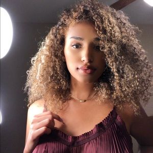 Meet your Posher, Lyla